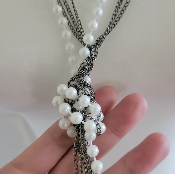 Long Elegant Silver/White Faux Pearl Beaded Knotted Lariat Tassel Necklace - Picture 8 of 12